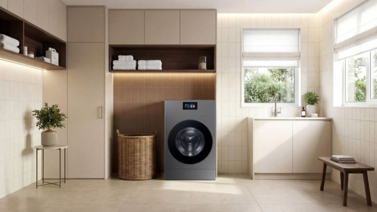 Esqueceste-te da roupa na máquina? A nova Samsung usa IA para evitar o mau cheiro