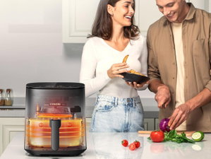 Esta Airfryer vende como "pãezinhos quentes" e preço baixou na Amazon
