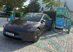 Carregar o carro elétrico dá dinheiro a ti e aos teus amigos com esta app