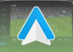 Esta app transforma o Android Auto numa Smart TV com IPTV, filmes e séries