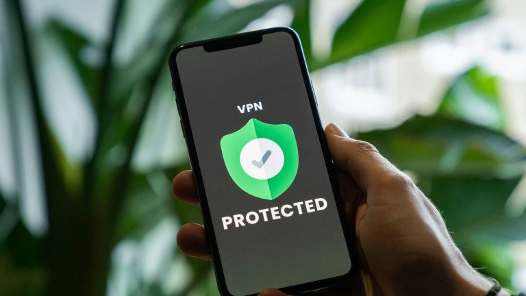 Estas 5 VPNs gratuitas vão proteger o teu telemóvel sem custos escondidos