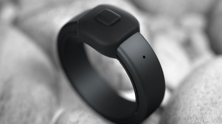 Este anel inteligente faz algo totalmente diferente e pode ser mesmo o que procuras