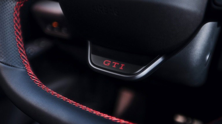 Este é o GTI mais potente de sempre e nem sequer tem motor a combustão