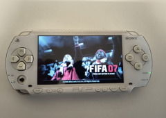 Este jogo de PSP tem quase 20 anos e marcou a minha infância. Agora nem 5€ custa