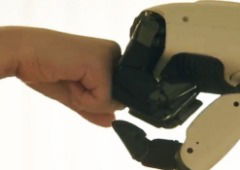 Este robô da LG promete libertar-te das tarefas domésticas e vai estrear na CES 2026