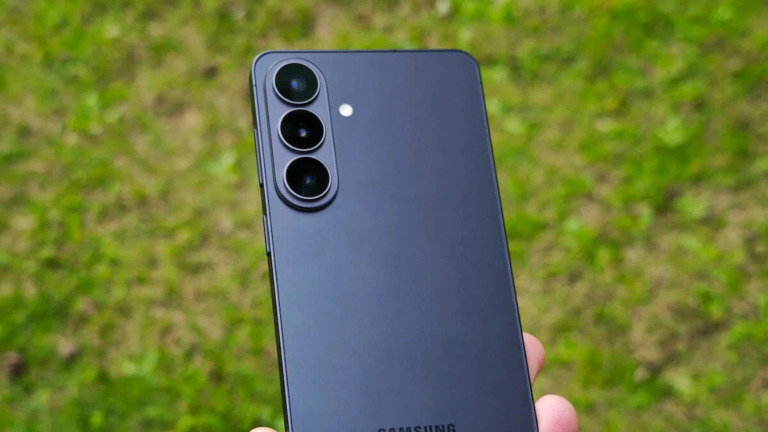 Este telemóvel da Samsung foi testado pelo 4gnews e leva a pior nota de 2026 (para já)