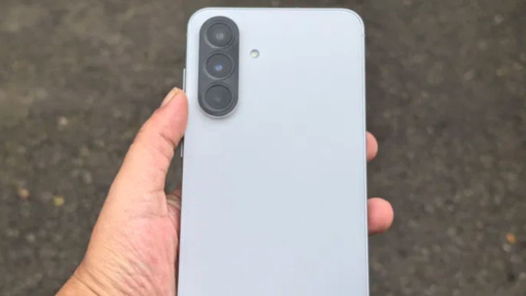 Este telemóvel gama-média da Samsung vai dar um "salto" importante no desempenho