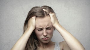 Estudo diz-te uma forma (fácil) de reduzir a ansiedade. Só demora 24 minutos