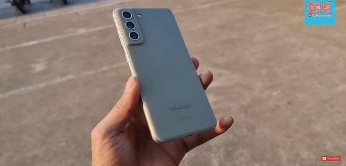 Este é o Samsung Galaxy S21 FE