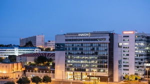 Fnac multada em 95 mil euros por irregularidades em equipamentos