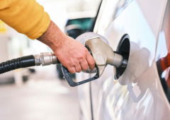 Gasolina ficou a 13 cêntimos em Espanha: o resultado foi... caótico! (Vídeo)