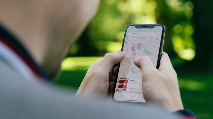 Google Maps no ecrã de um smartphone
