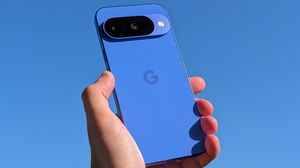 Google Pixel 10 review: a evolução fotográfica e magnética mais desejada