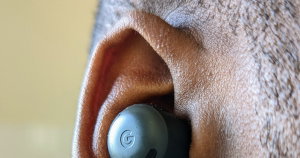 Google Pixel Buds Pro: fotografias reais surgem online de tempo