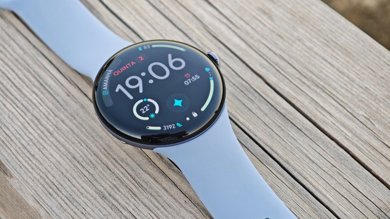 Google Pixel Watch 4 LTE enfrenta problema que afeta sua principal função