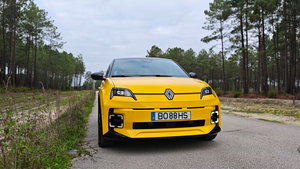 Há apenas uma razão que não me faz comprar carro elétrico em 2026