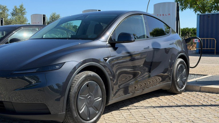 Há boas novidades para quem usa os Superchargers da Tesla em Portugal