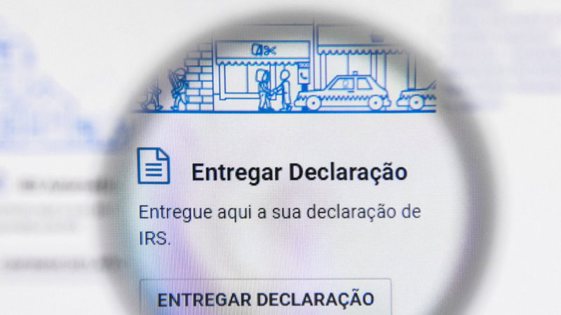 Há rendimentos isentos de IRS que muitos portugueses continuam a declarar