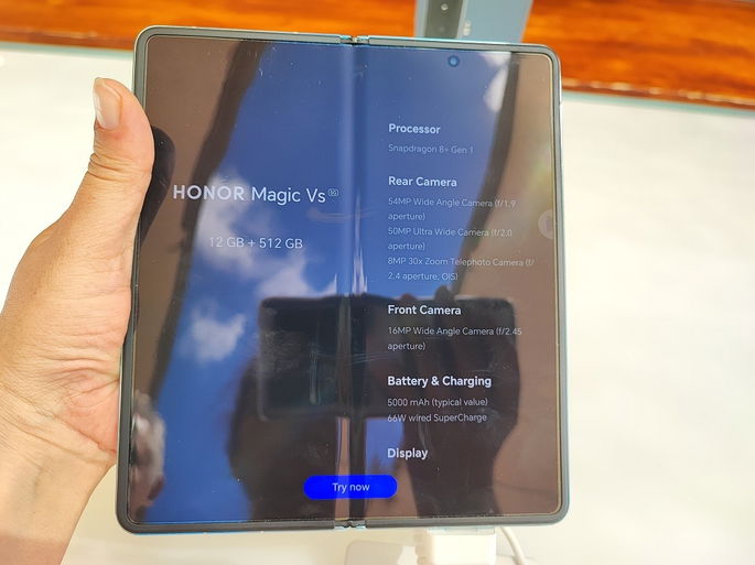 Imagem do smartphone dobrável Honor Magic Vs