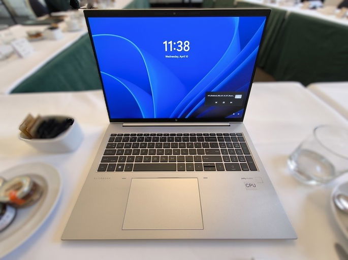 HP Elite 800