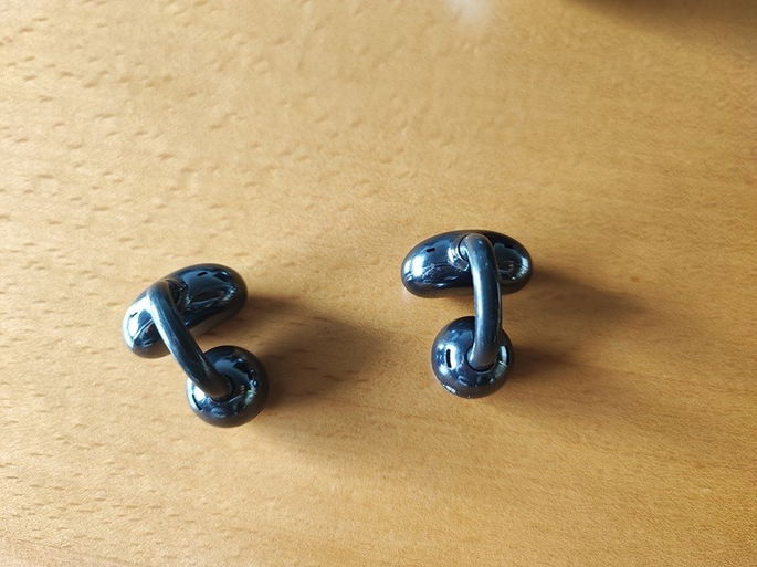 imagem dos auriculares Huawei FreeClip