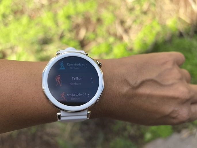 Huawei Watch GT 5 Pro modo trilha