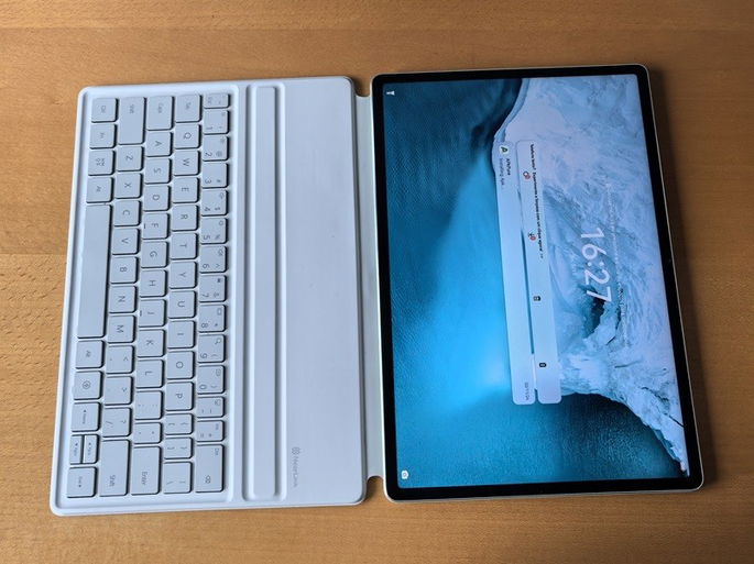 Huawei MatePad 12 X comteclado horizontal