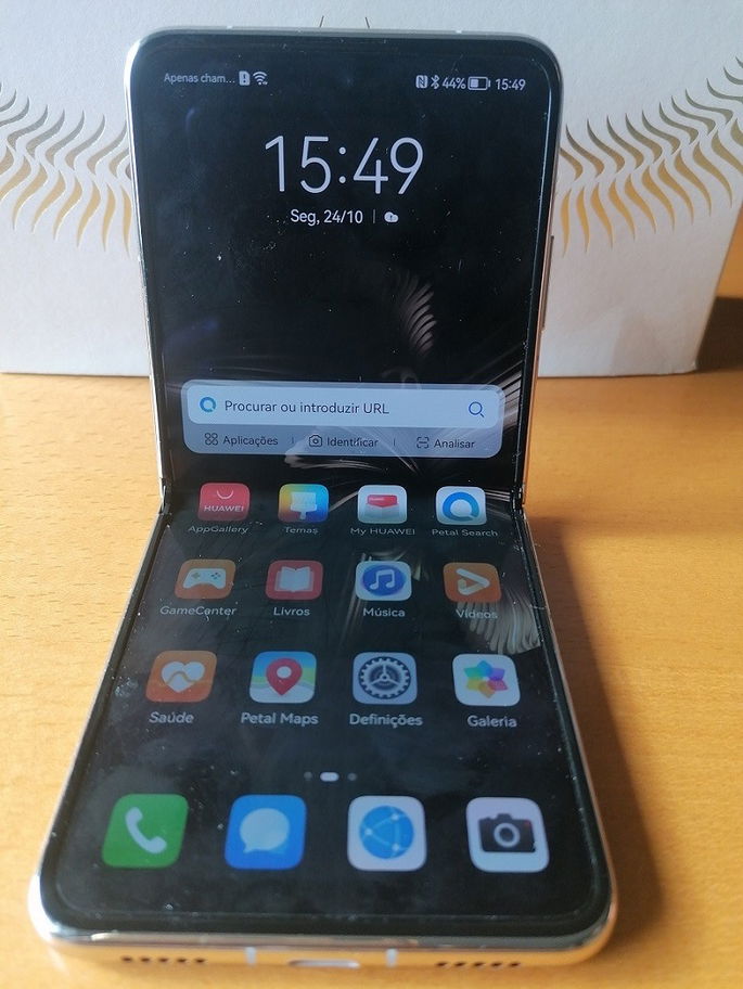 Huawei P50 Pocket