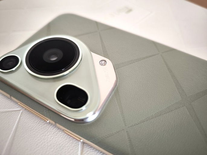 câmara Huawei Pura 70 Ultra