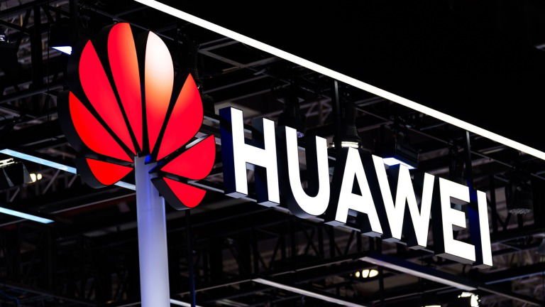 Huawei supera concorrência e volta a dominar o maior mercado de smartphones do mundo