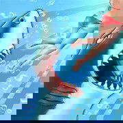https://play.google.com/store/apps/details?id=com.fgol.HungrySharkEvolution