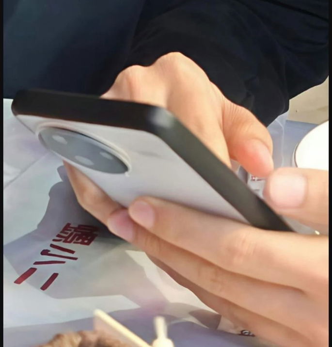 imagem real do Redmi K80 Pro