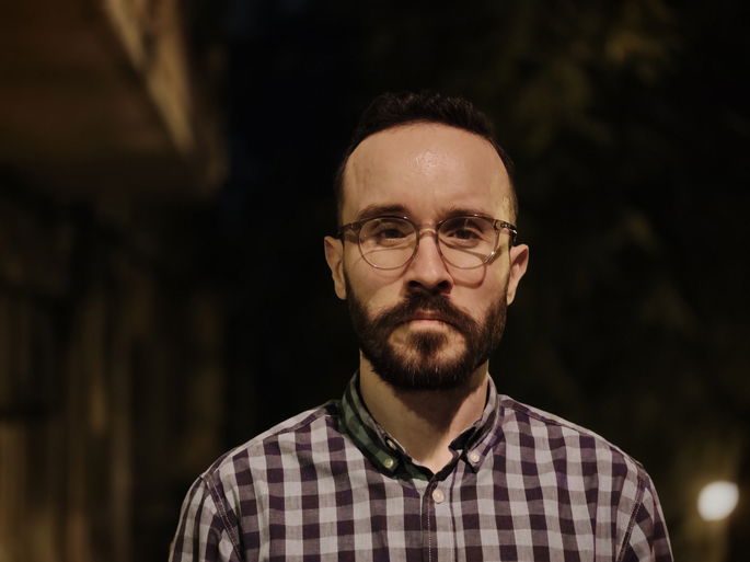Câmara principal, modo retrato, à noite