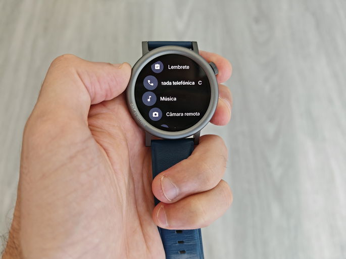 Nothing CMF Watch Pro 2