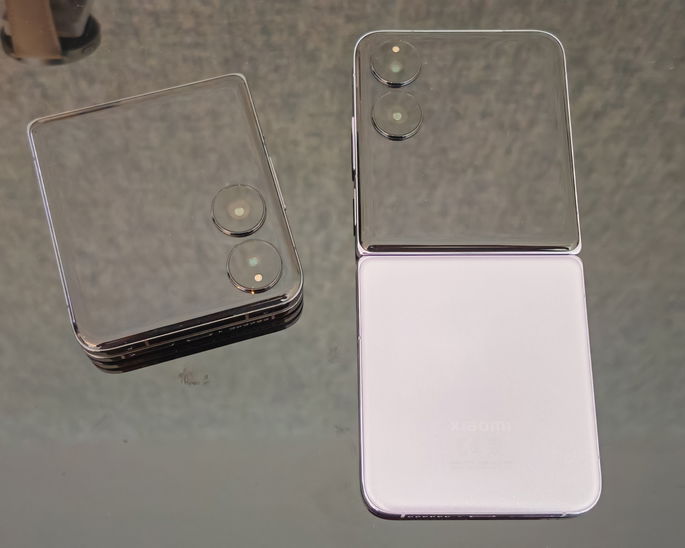 Xiaomi Mix Flip
