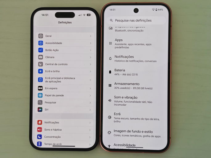 Google Pixel 9 iPhone 16