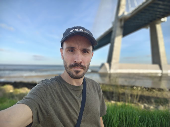 Frontal, modo retrato