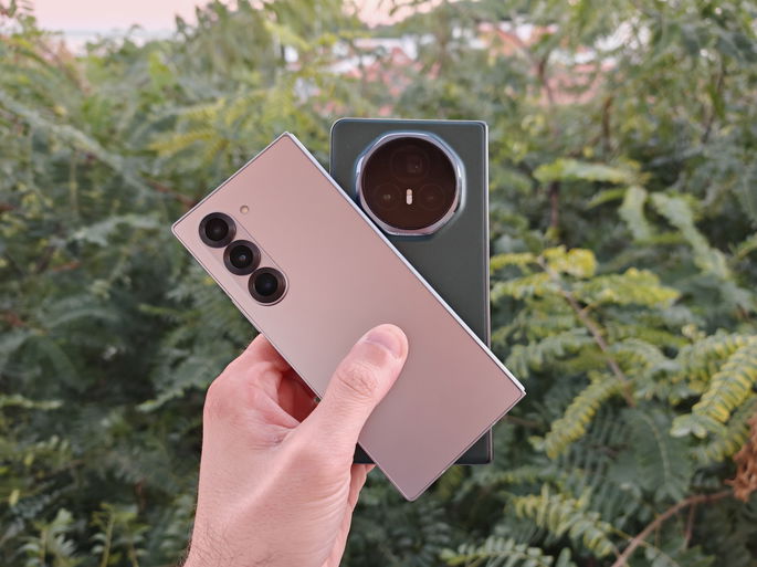 Samsung Galaxy Z Fold6 Honor Magic V3