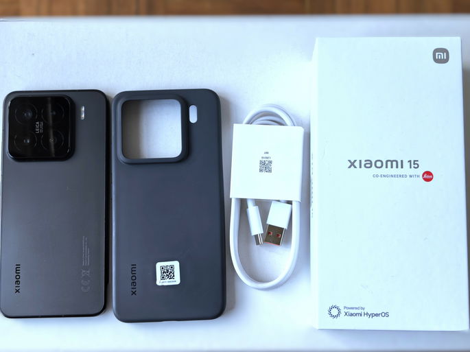 Xiaomi 15 Unboxing