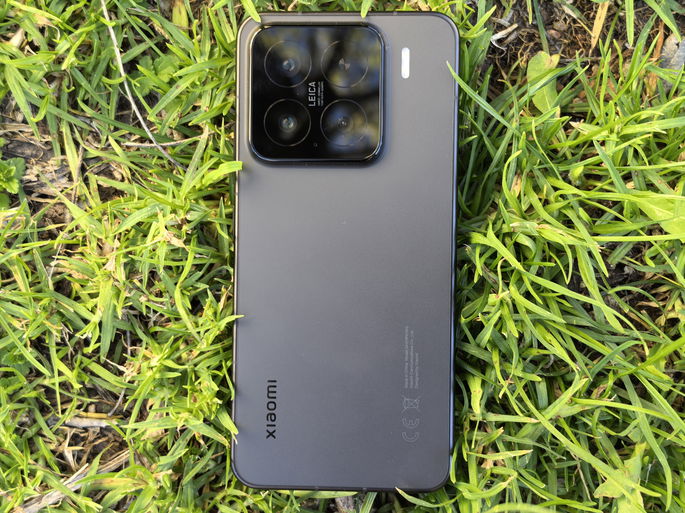 Xiaomi 15 Design