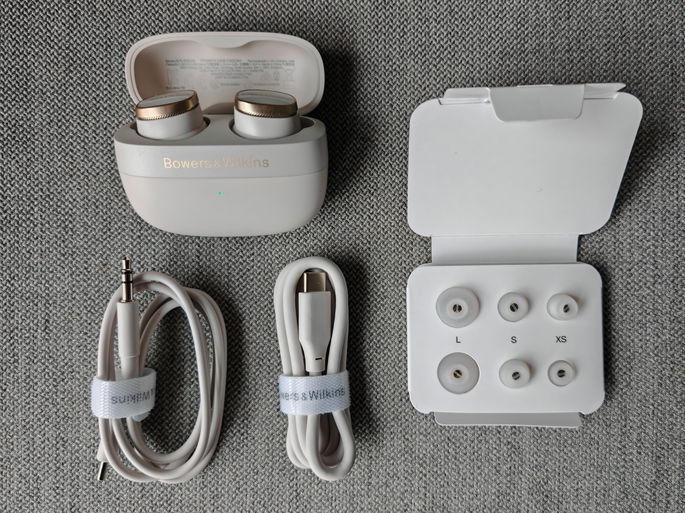 Bowers & Wilkins Pi8