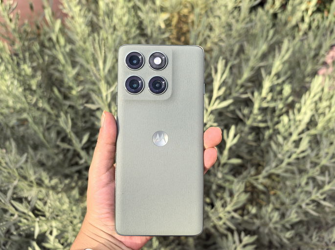 Motorola Edge 60 Pro design