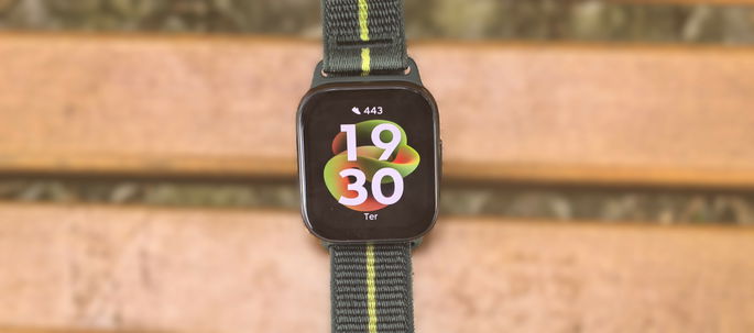 Motorola Moto Watch Fit design