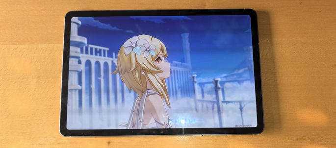 Samsung Galaxy Tab S11 com jogo Genshi Impact