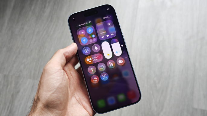 iPhone 17