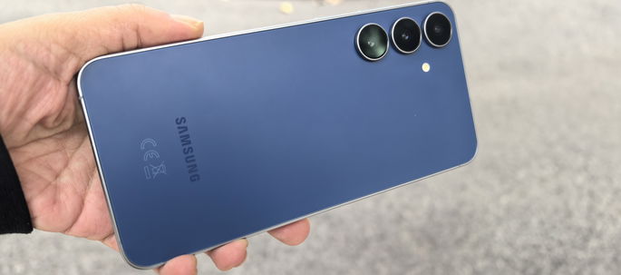 Samsung Galaxy S25 FE