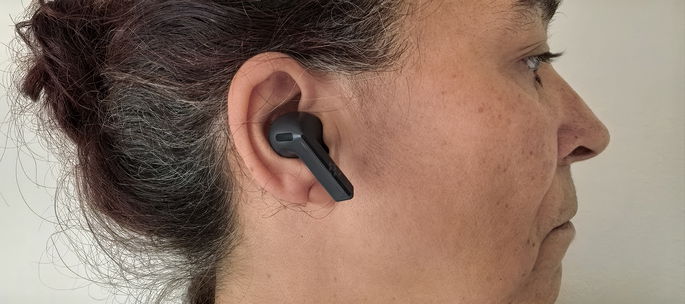 Samsung Galaxy Buds3 FE nos ouvidos