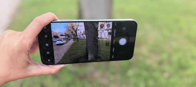 OPPO A6 Pro a tirar foto
