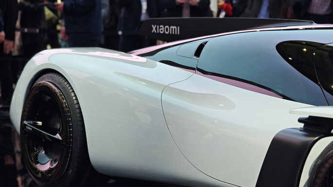 Xiaomi Vision Gran Tursimo interior aileron