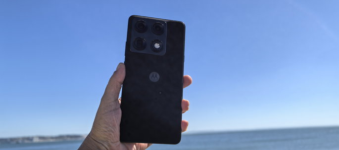 Motorola Signature fundo c&eacute;u